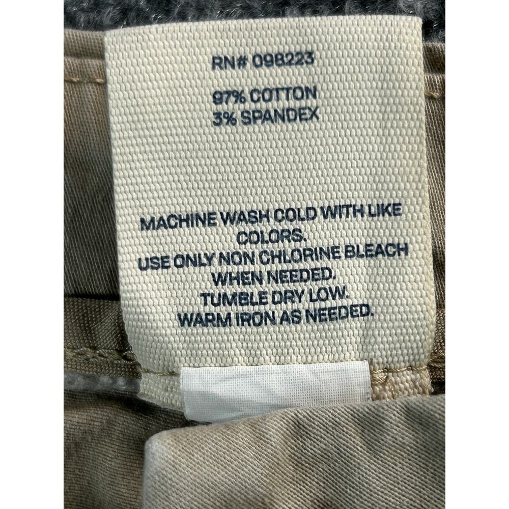 Magellan Outdoors Women's Khaki Stretch Chino Shorts Size 16 Cotton Blend - Picture 4 of 10